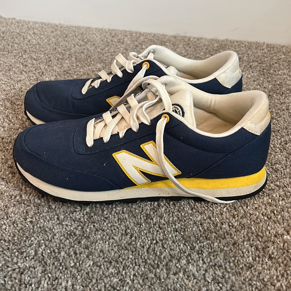 New Balance 501 Men’s Size 8- Like New!
